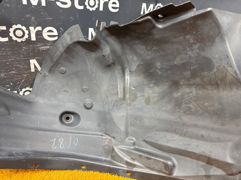 подкрылок, 1000 рублей, Красноярск