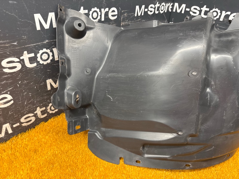 подкрылок, 1000 рублей, Красноярск