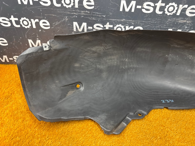 подкрылок, 500 рублей, Красноярск