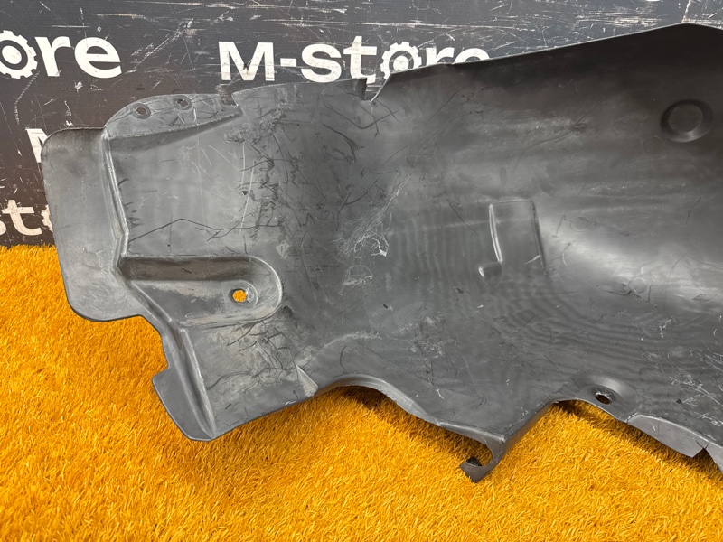 подкрылок, 300 рублей, Красноярск