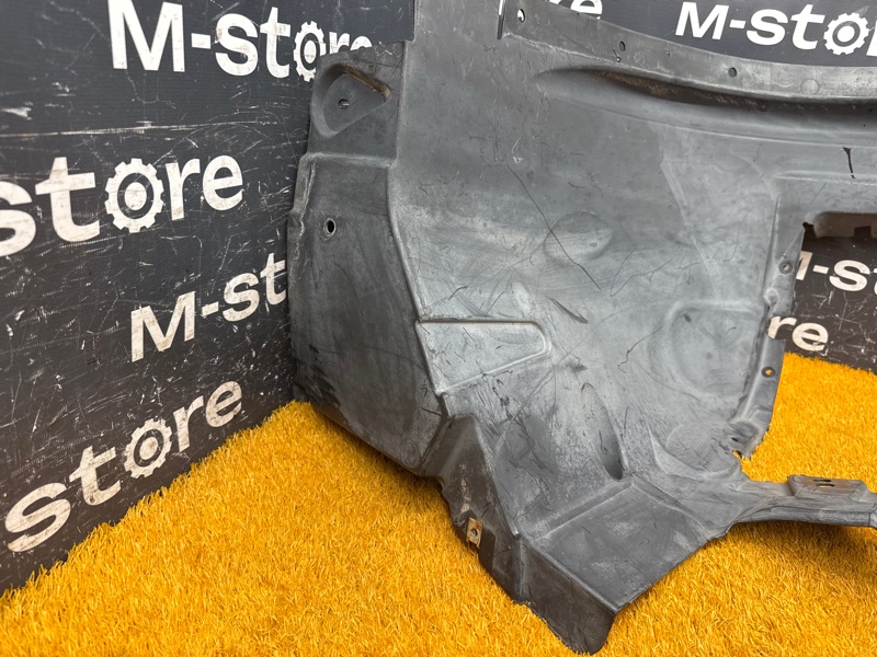 подкрылок, 2000 рублей, Красноярск