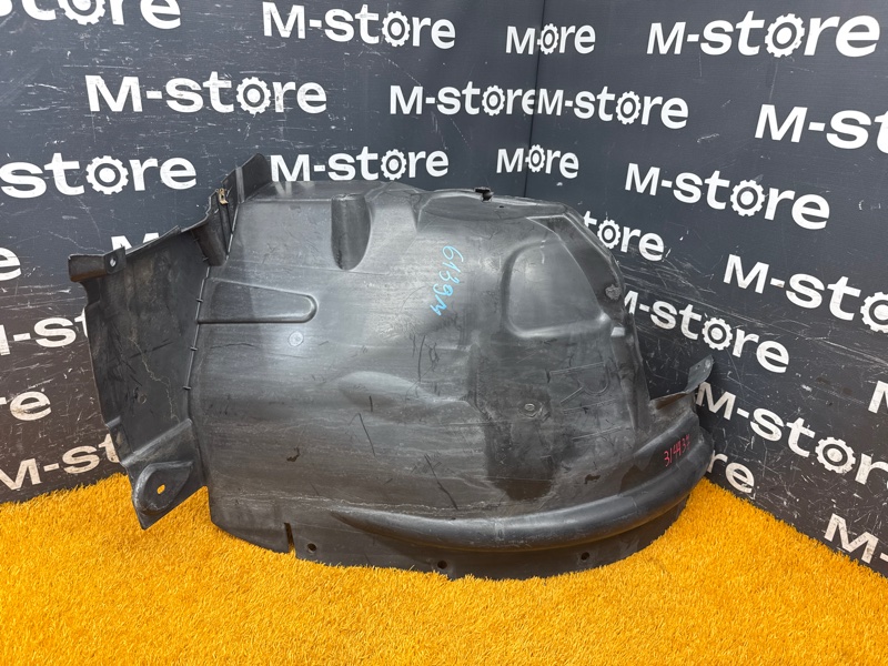 подкрылок, 2000 рублей, Красноярск