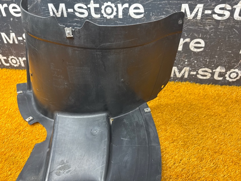 подкрылок, 3500 рублей, Красноярск