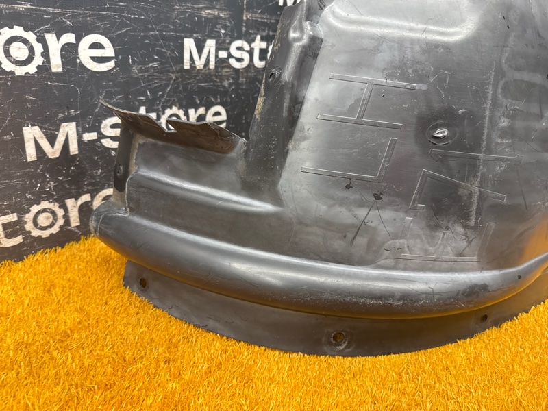 подкрылок, 1200 рублей, Красноярск