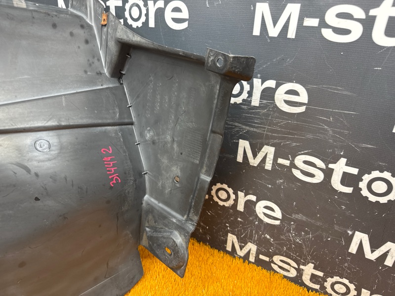 подкрылок, 1200 рублей, Красноярск