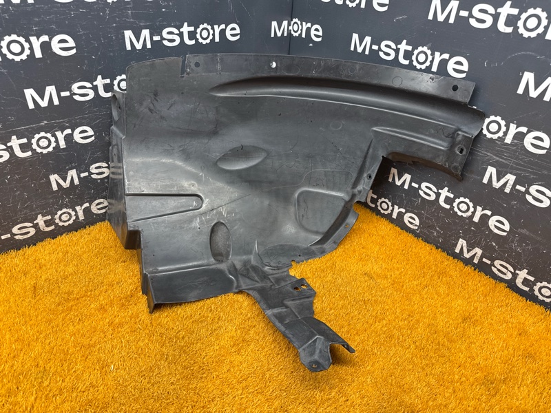 подкрылок, 2000 рублей, Красноярск