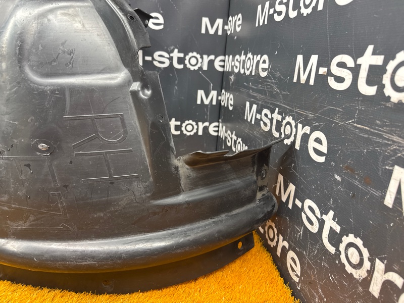 подкрылок, 2000 рублей, Красноярск