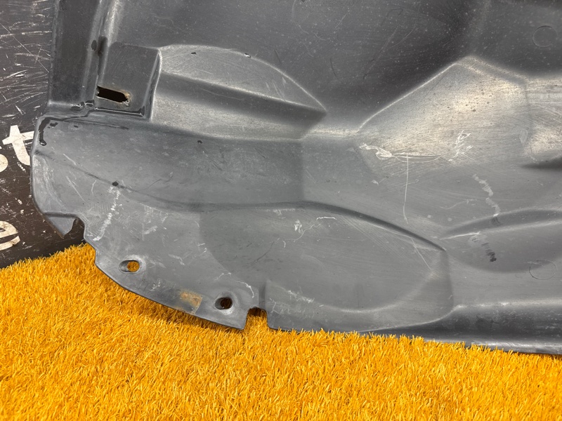 подкрылок, 6000 рублей, Красноярск