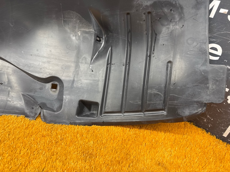 подкрылок, 1800 рублей, Красноярск