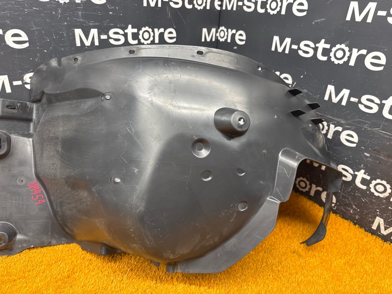 подкрылок, 1000 рублей, Красноярск