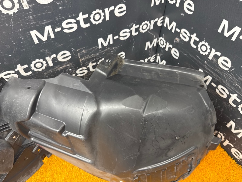 подкрылок, 4000 рублей, Красноярск