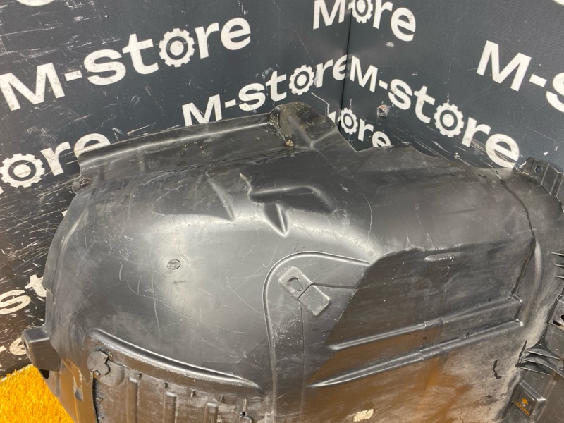 подкрылок, 4000 рублей, Красноярск