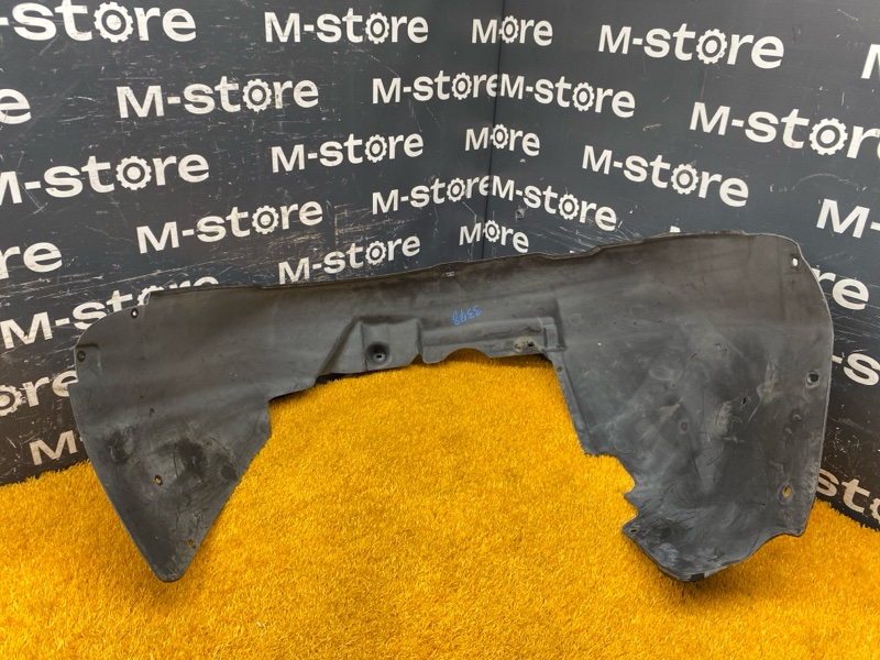 подкрылок, 2500 рублей, Красноярск