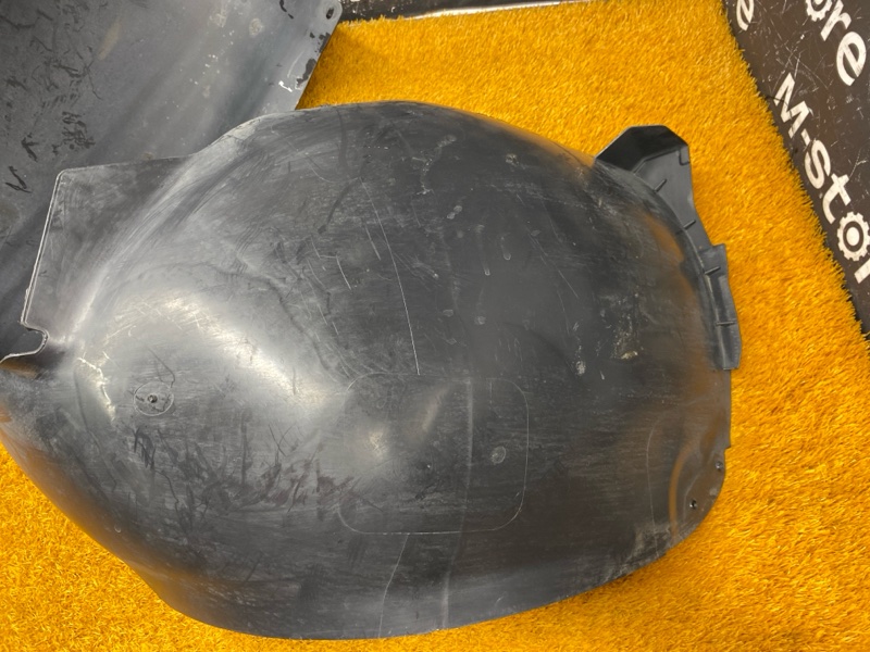 подкрылок, 4000 рублей, Красноярск