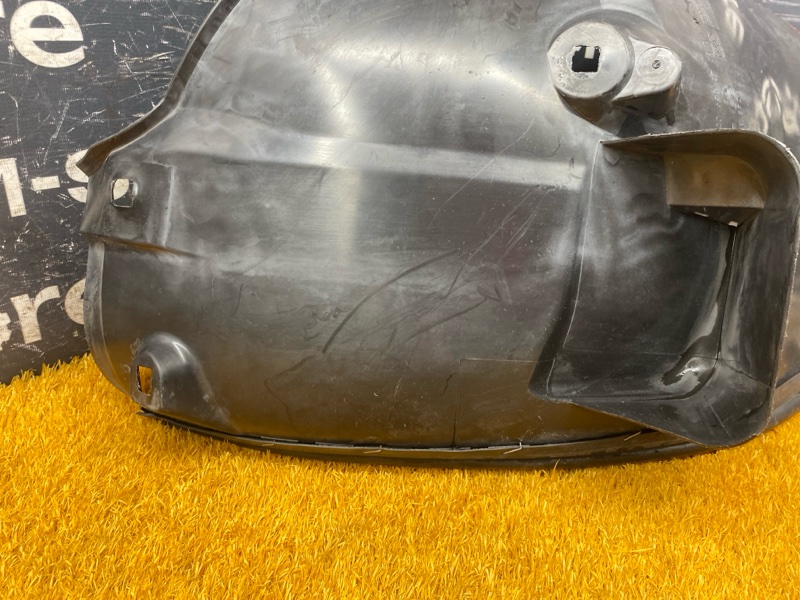 подкрылок, 800 рублей, Красноярск