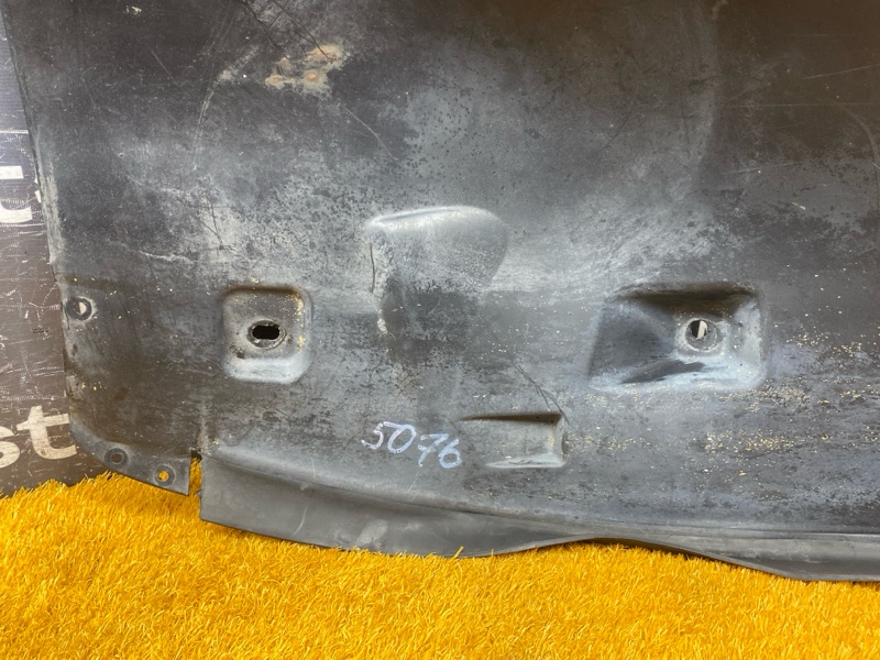 подкрылок, 1500 рублей, Красноярск