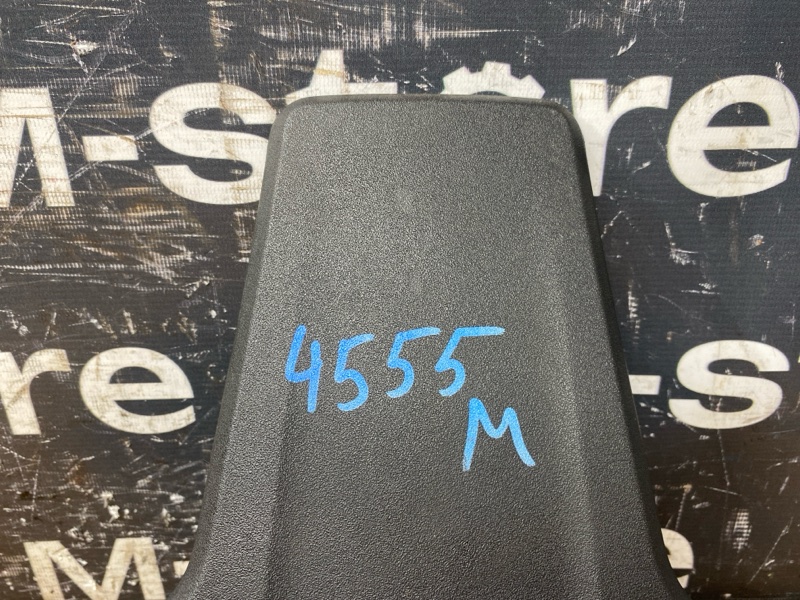 крышка двигателя, 1000 рублей, Красноярск