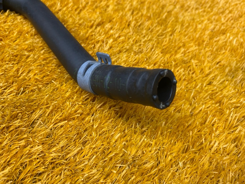 Патрубок системы охлаждения, 1000 рублей, Красноярск