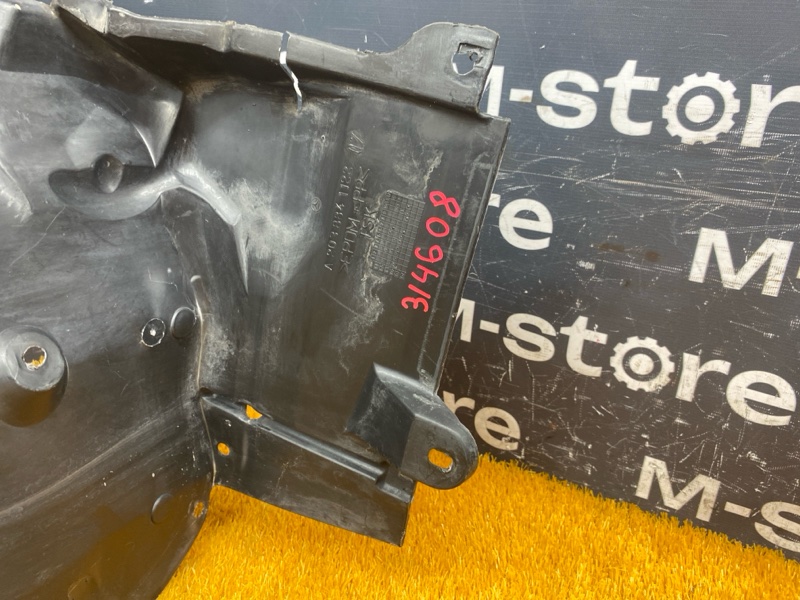 подкрылок, 900 рублей, Красноярск