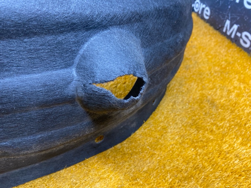 подкрылок, 1000 рублей, Красноярск