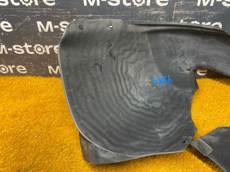 подкрылок, 4000 рублей, Красноярск