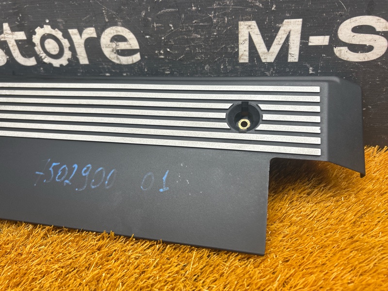 крышка двигателя, 500 рублей, Красноярск