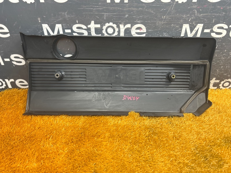 крышка двигателя, 500 рублей, Красноярск