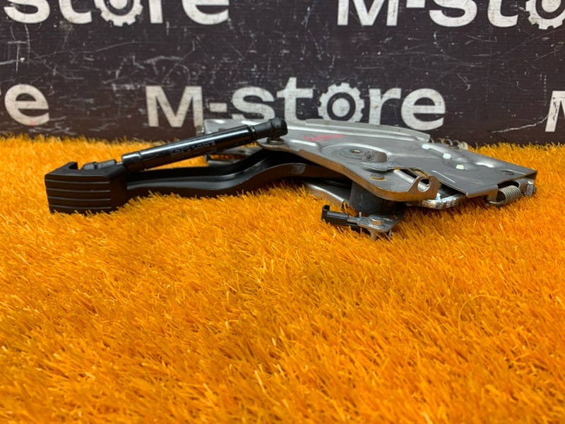 Педаль стояночного тормоза, 500 рублей, Красноярск