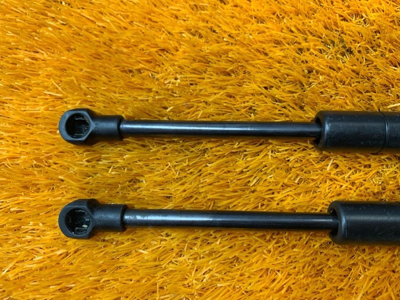 Амортизатор стекла багажника, 1000 рублей, Красноярск