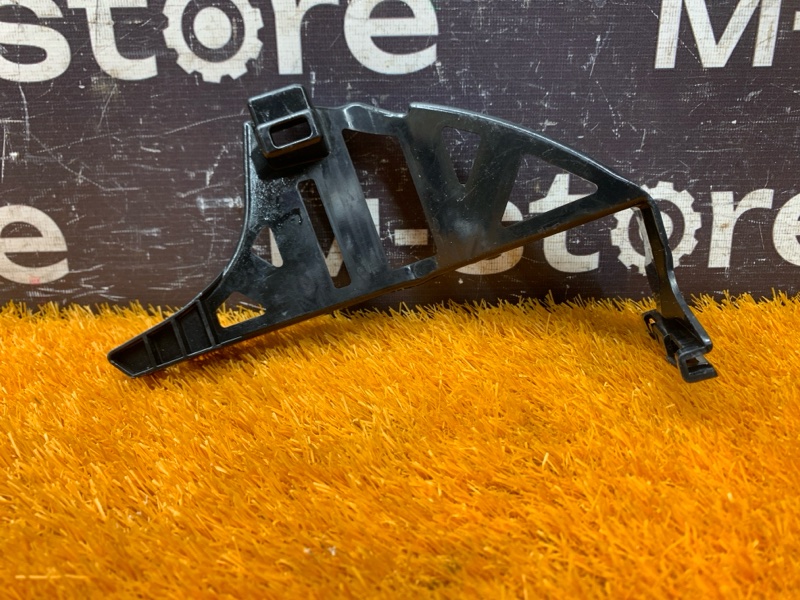 крепление бампера, 1300 рублей, Красноярск