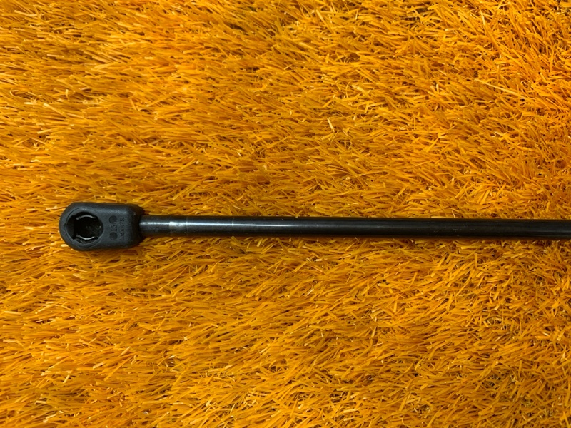 амортизатор капота, 500 рублей, Красноярск