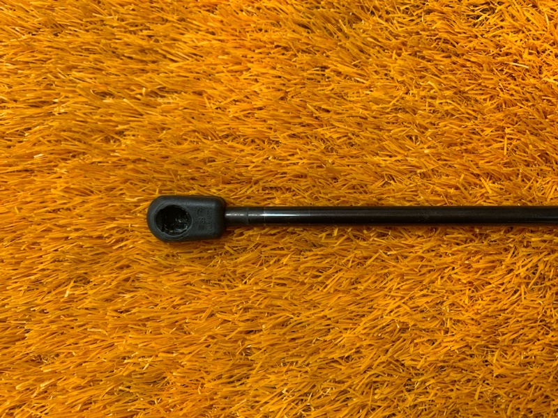 амортизатор капота, 500 рублей, Красноярск