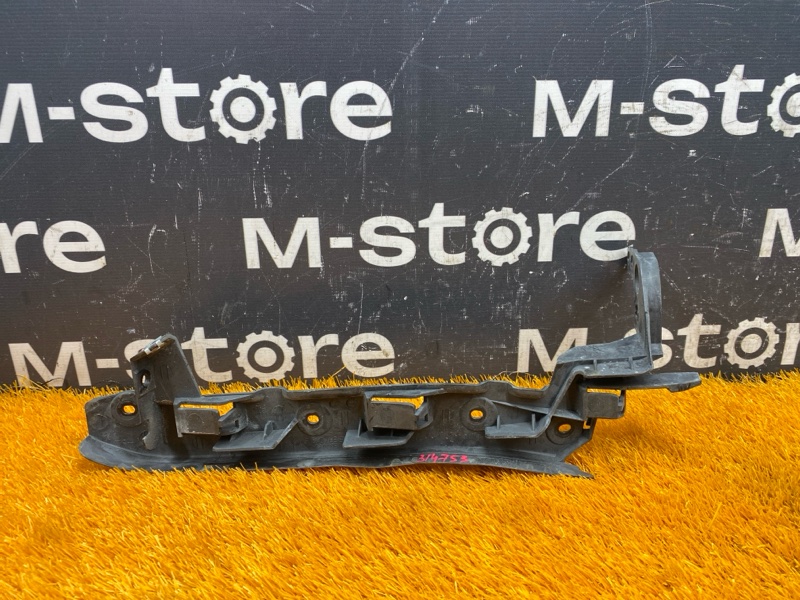 крепление бампера, 4000 рублей, Красноярск