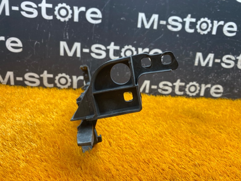 крепление бампера, 4000 рублей, Красноярск