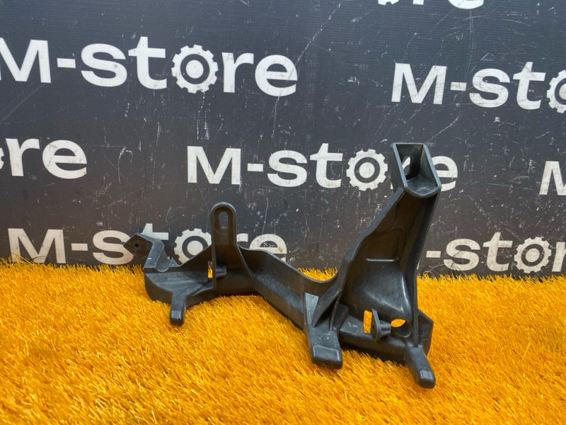 крепление бампера, 1200 рублей, Красноярск