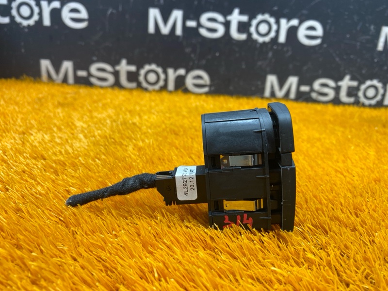 Кнопка открывания бардачка, 300 рублей, Красноярск