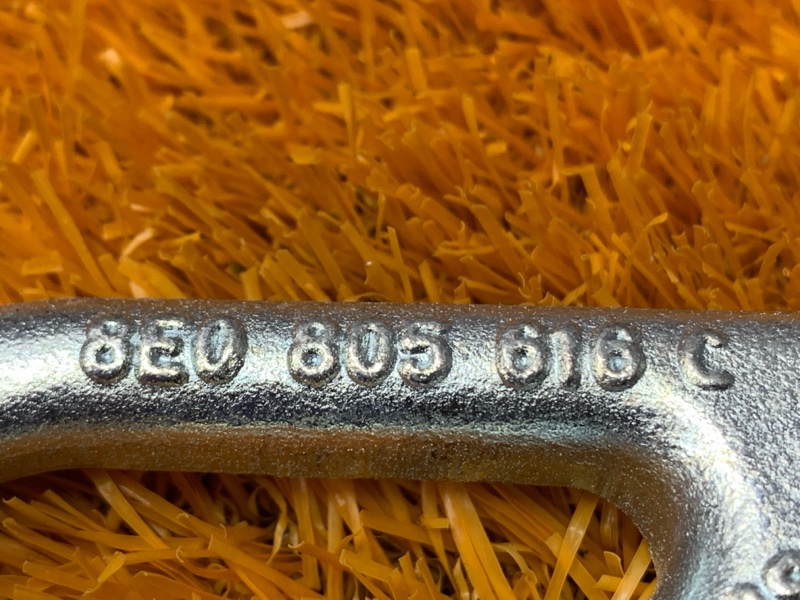 Крюк буксировочный, 1300 рублей, Красноярск