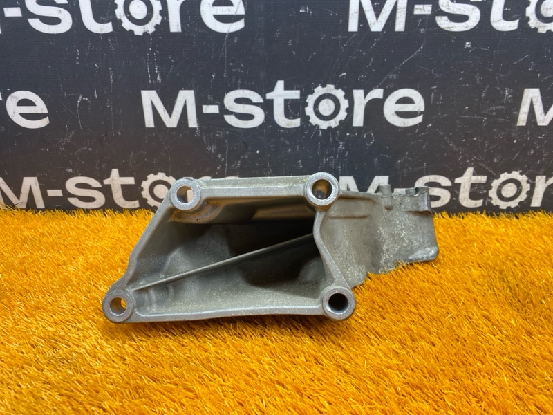 Кронштейн подушки двигателя, 2500 рублей, Красноярск