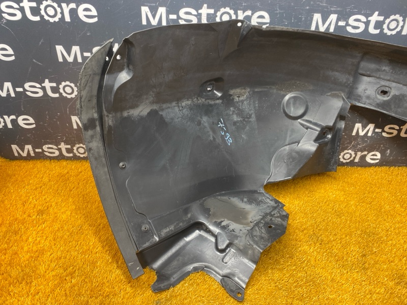 подкрылок, 7000 рублей, Красноярск