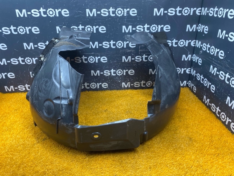 подкрылок, 7000 рублей, Красноярск