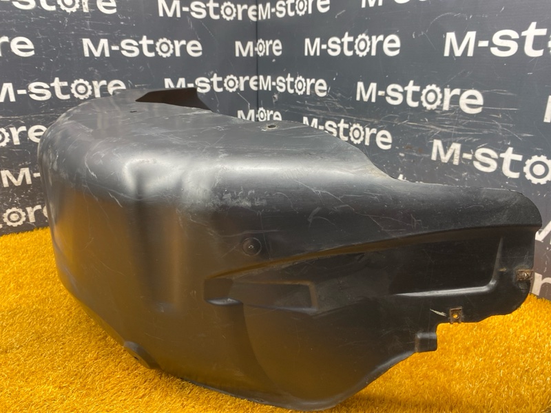 подкрылок, 2000 рублей, Красноярск