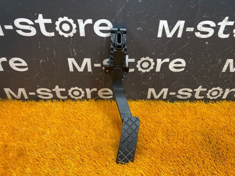 педаль газа, 1500 рублей, Красноярск