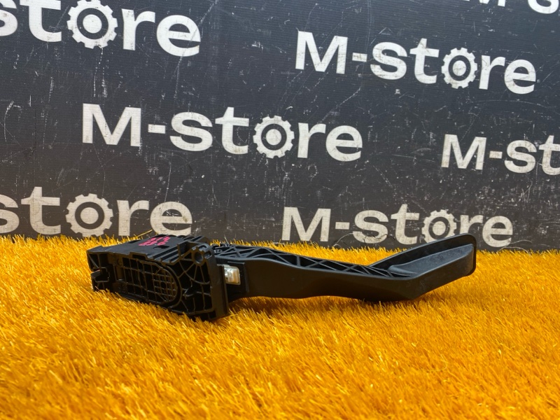 педаль газа, 1500 рублей, Красноярск