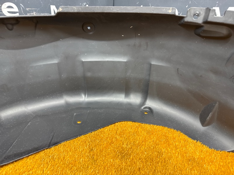 подкрылок, 2000 рублей, Красноярск