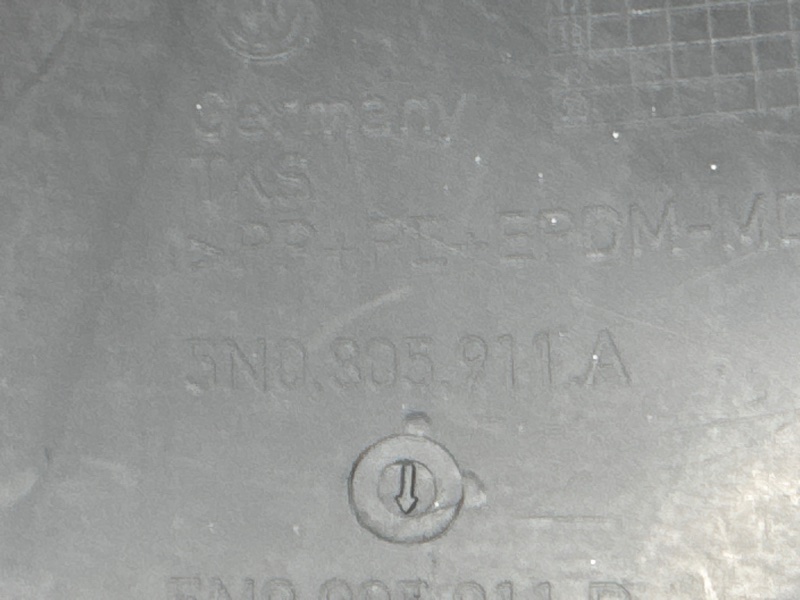 подкрылок, 8500 рублей, Красноярск