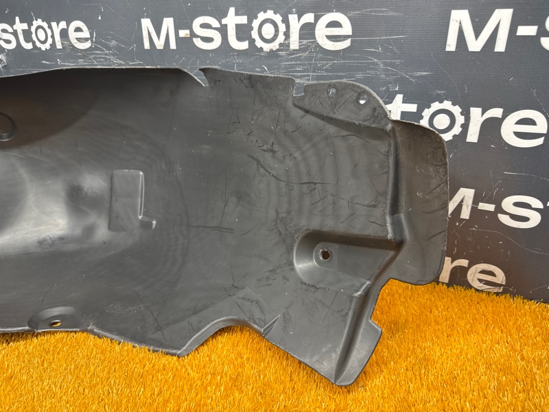 подкрылок, 700 рублей, Красноярск