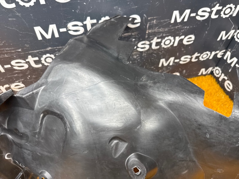 подкрылок, 1000 рублей, Красноярск