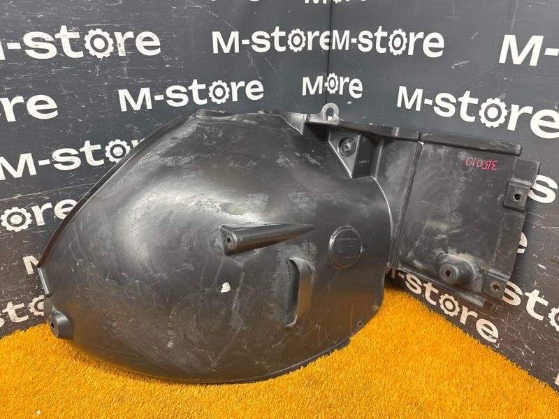 подкрылок, 1200 рублей, Красноярск