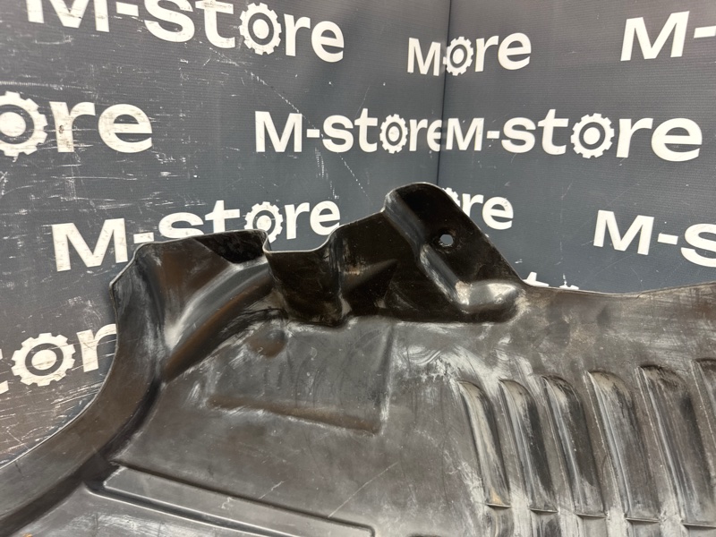 подкрылок, 4000 рублей, Красноярск