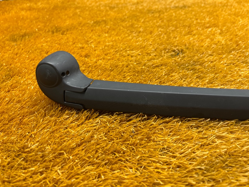 поводок стеклоочистителя, 2000 рублей, Красноярск